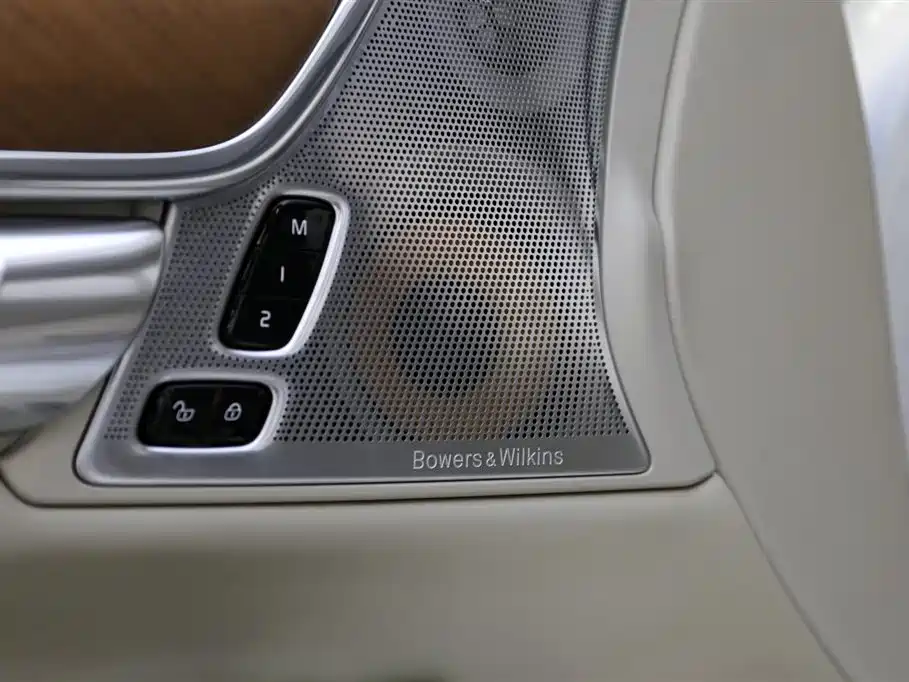 Volvo S90 PHEV 2020 — фото 15
