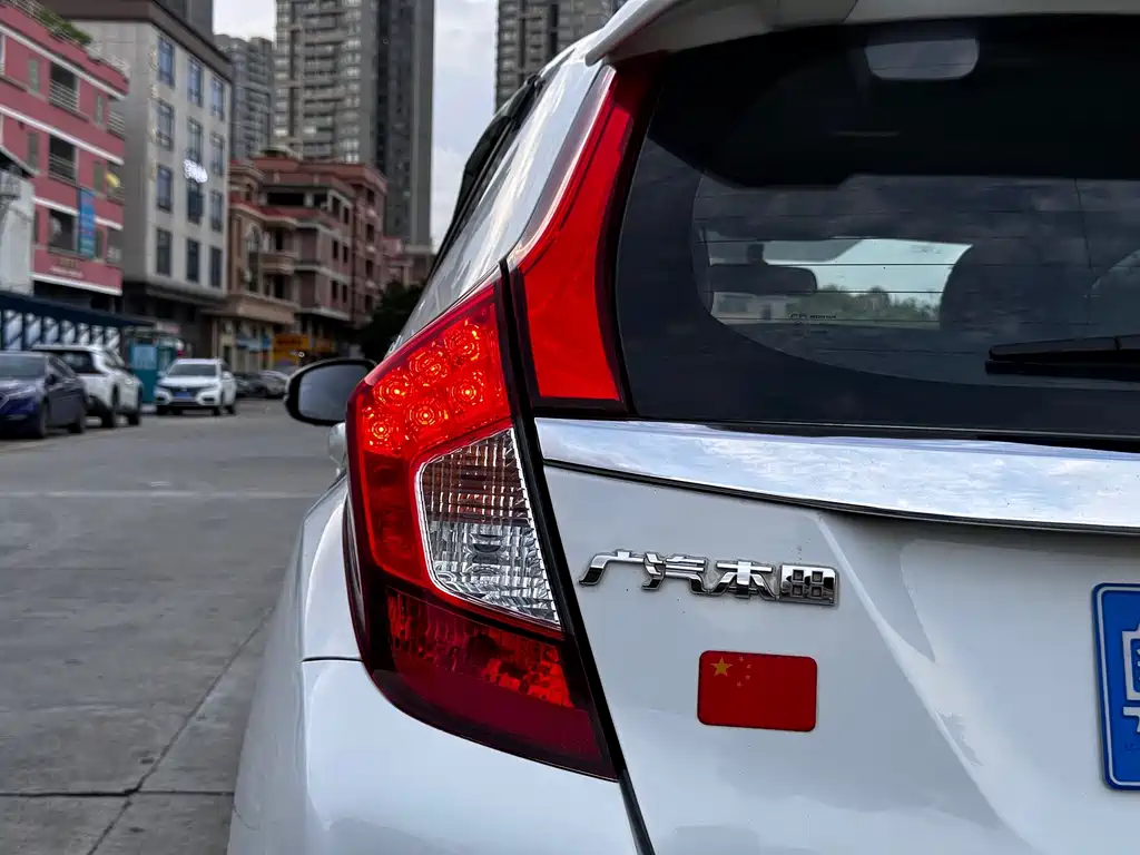 Honda Fit 2015 — фото 10