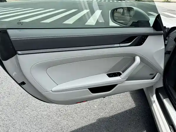 Porsche 911 2024