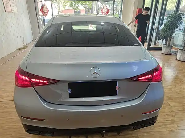 Mercedes-Benz C-Class 2022