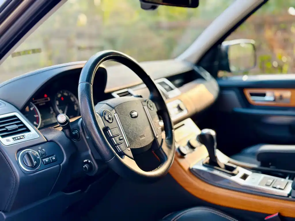 Land Rover Sport 2012 — фото 15
