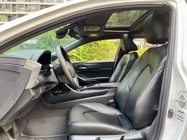 Toyota Avalon 2019