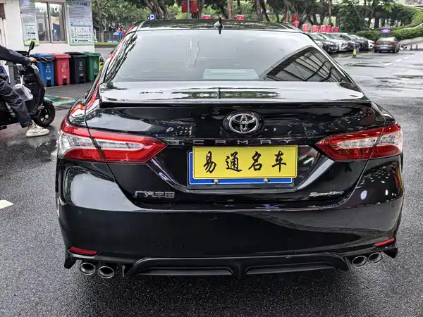 Toyota Camry 2021