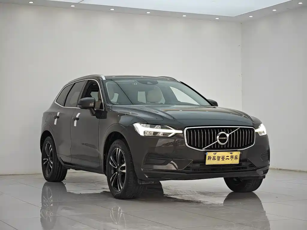 Volvo XC60 2018 — фото 3