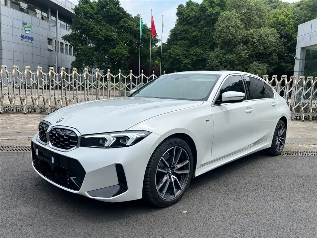 BMW 3 Series 2025