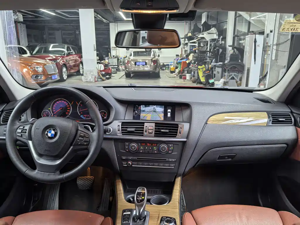BMW X3 2013 — фото 8