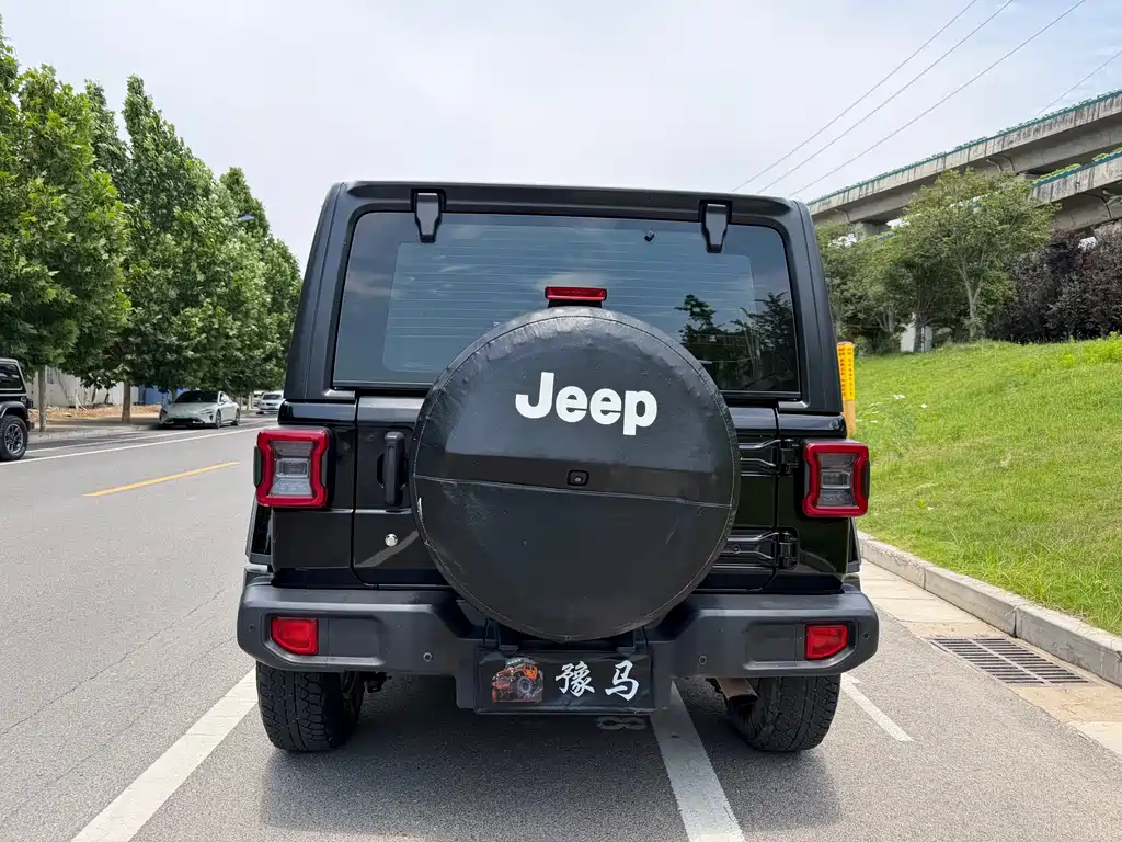 Jeep Wrangler 2019 — фото 6
