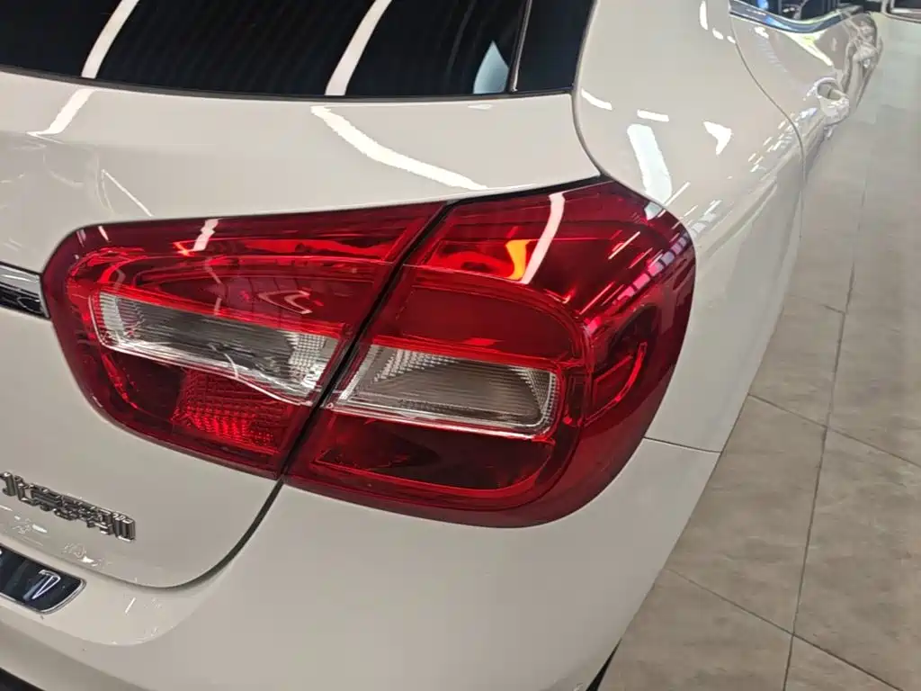 Mercedes-Benz GLA 2016 — фото 8