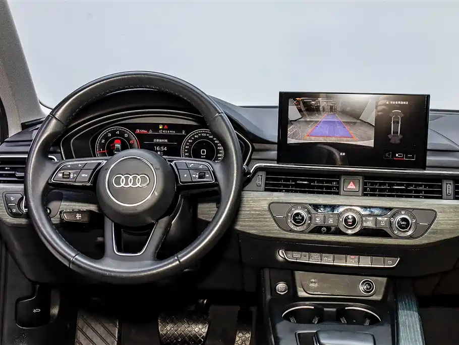 Audi A4L 2023 — фото 22