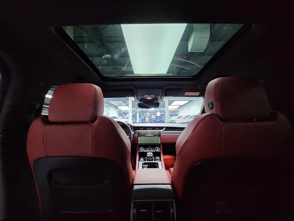 Jaguar XFL 2023 — фото 12