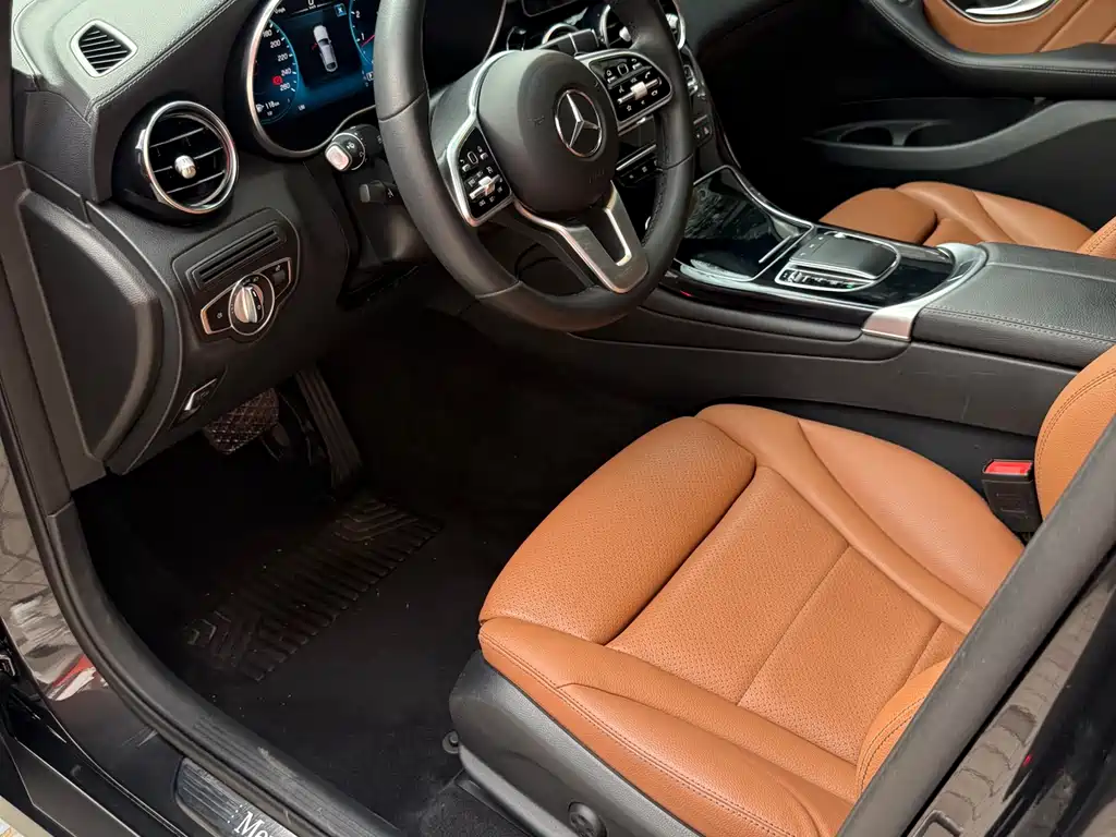 Mercedes-Benz GLC Coupe 2022 — фото 10