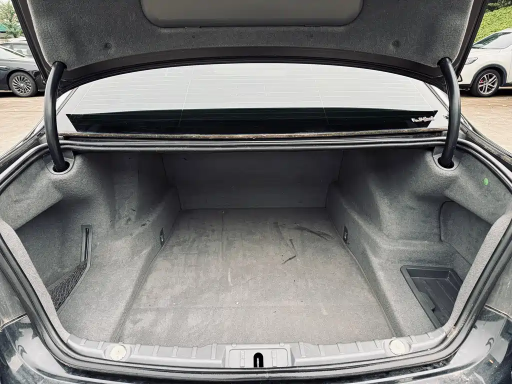 BMW 7 Series 2015 — фото 12