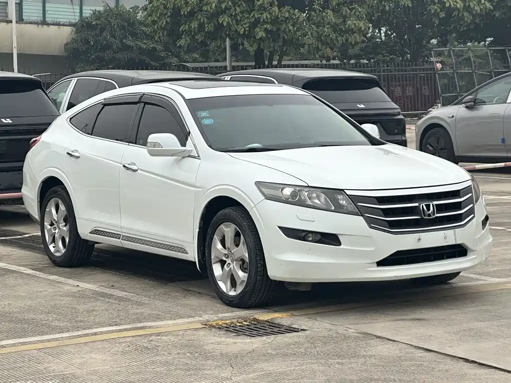 Honda Crosstour 2014 — фото 3