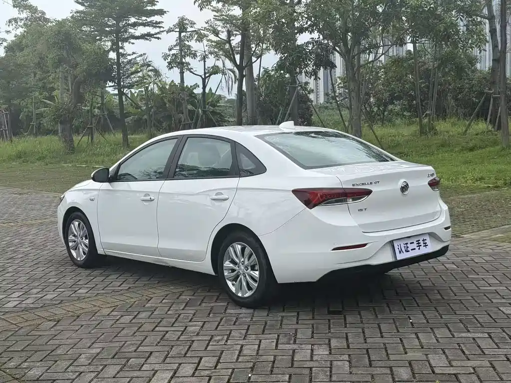 Buick Excelle 2019 — фото 11