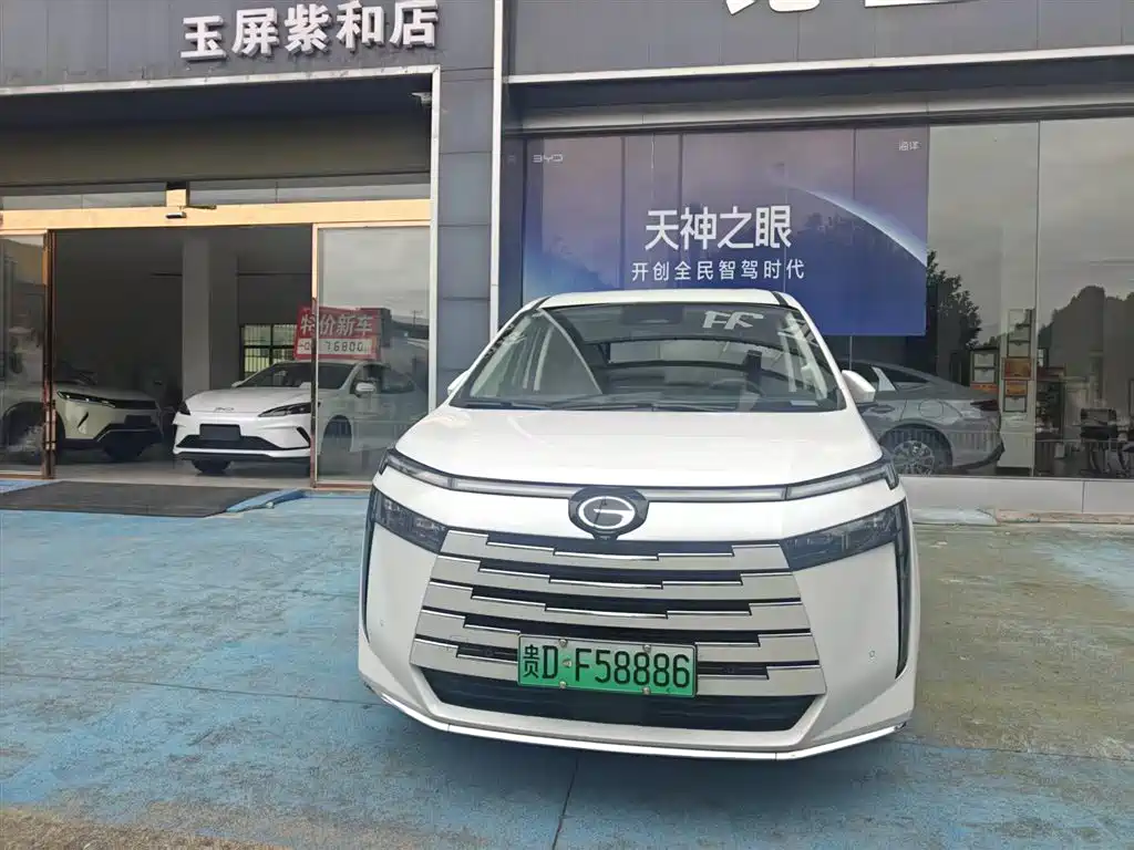 GAC Motor E8 PHEV 2024 — фото 4