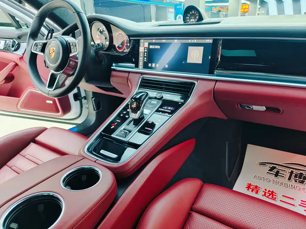 Porsche Panamera 2017 — фото 12