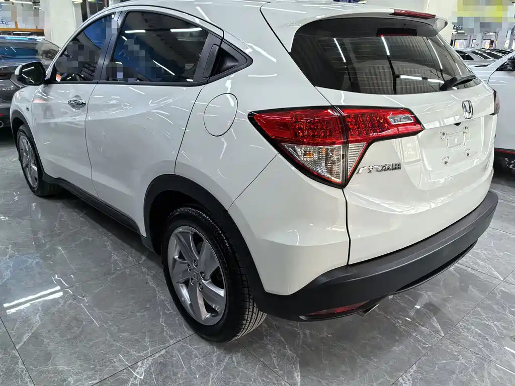Honda Vezel 2022 — фото 4