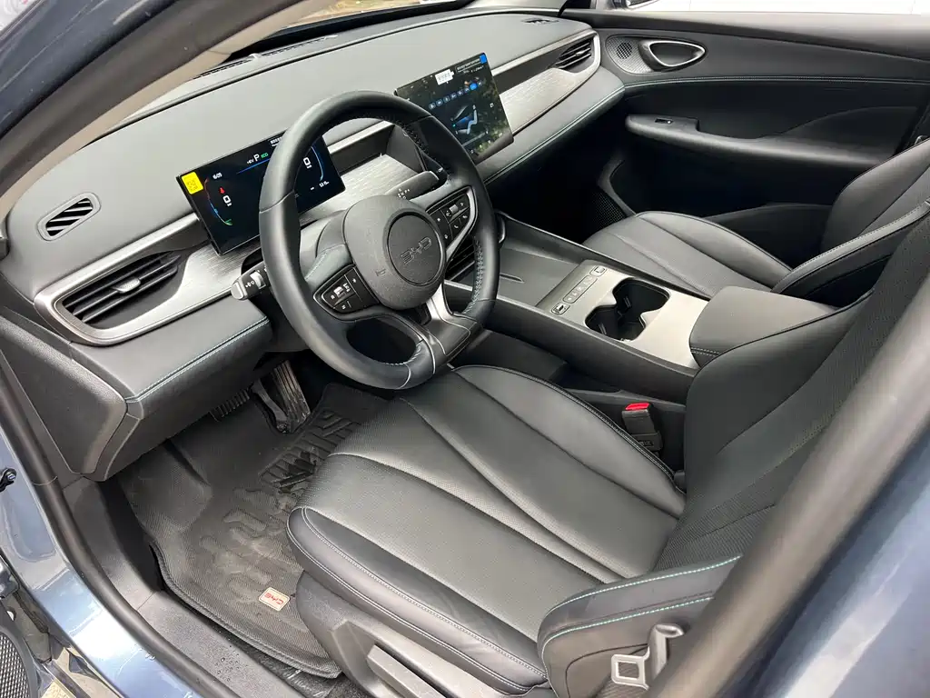 BYD Seal 05 DM-i 2025 — фото 9