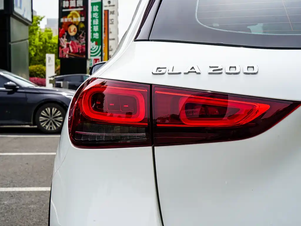 Mercedes-Benz GLA 2022 — фото 9