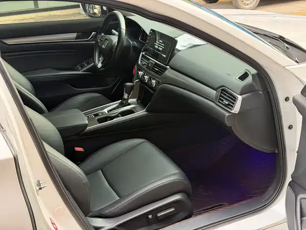 Honda Accord 2023