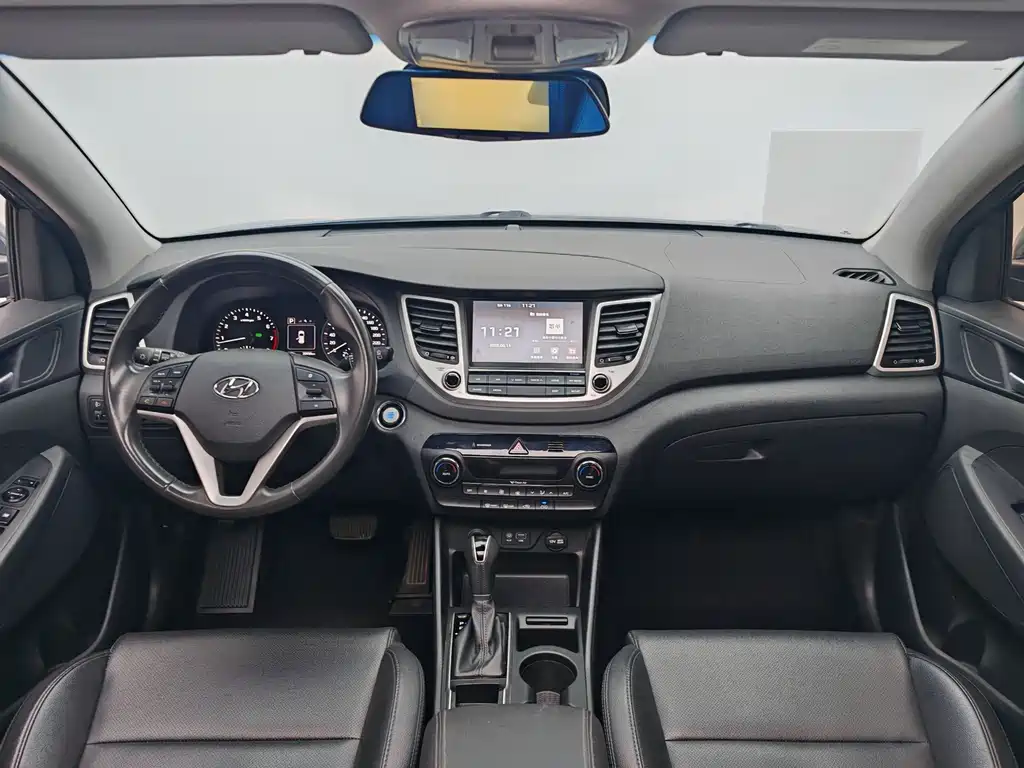 Hyundai Tucson 2018 — фото 15