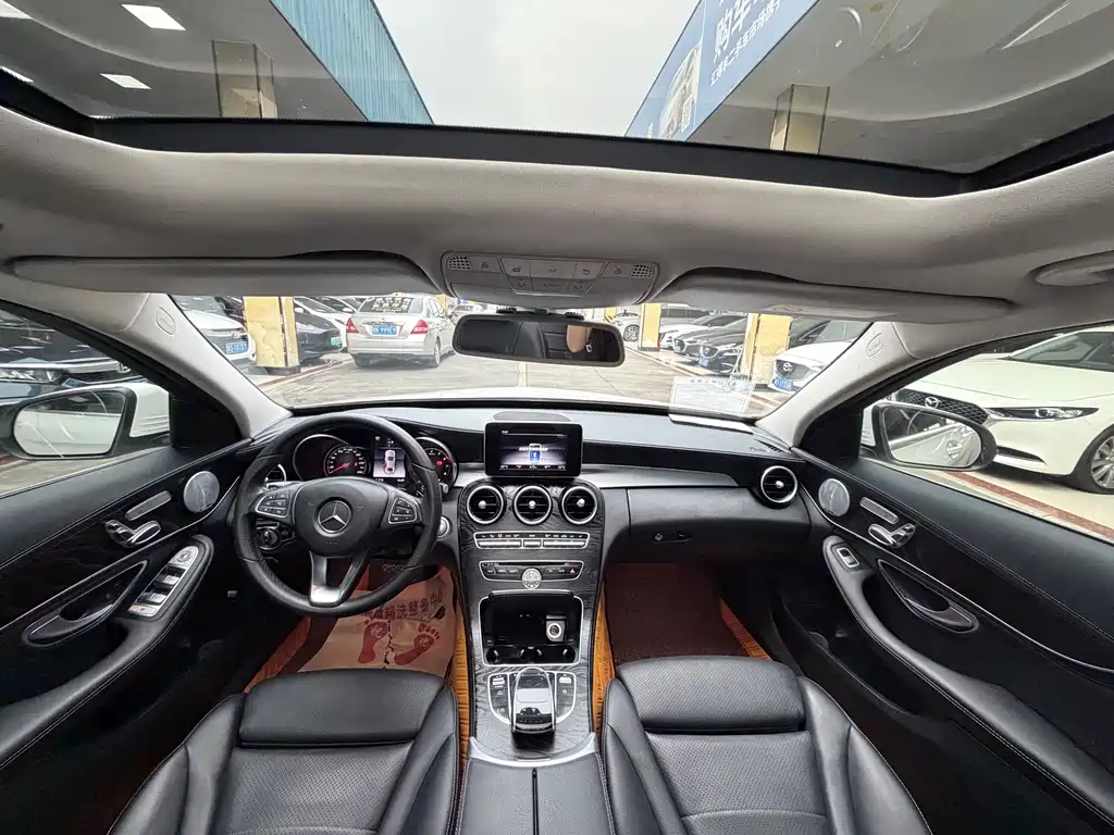 Mercedes-Benz C-Class 2018 — фото 4