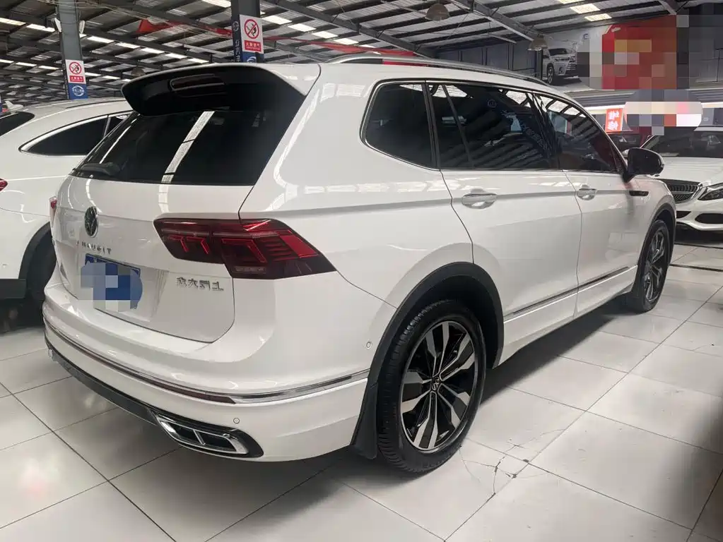 Volkswagen Tiguan L 2022 — фото 13