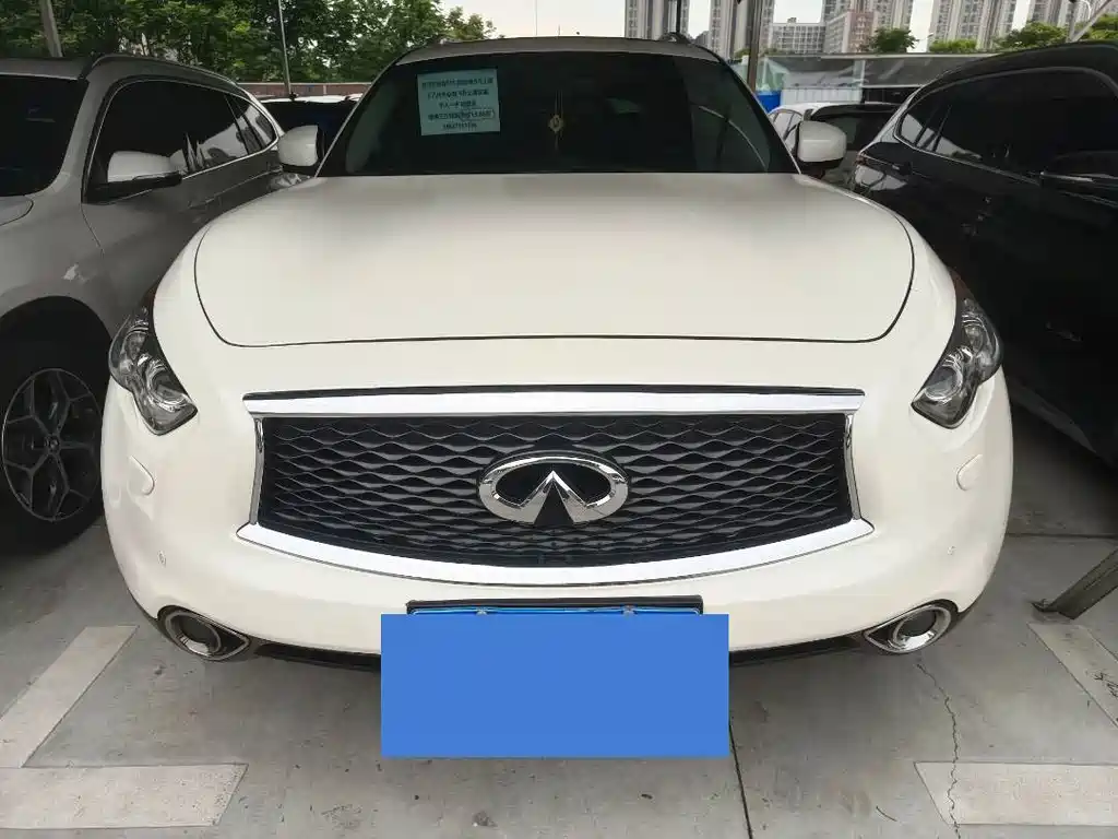 Infiniti QX70 2019