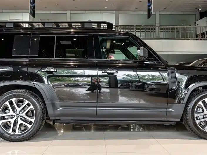 Land Rover Defender 2025 — фото 4