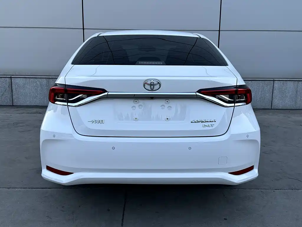 Toyota Corolla 2022 — фото 4