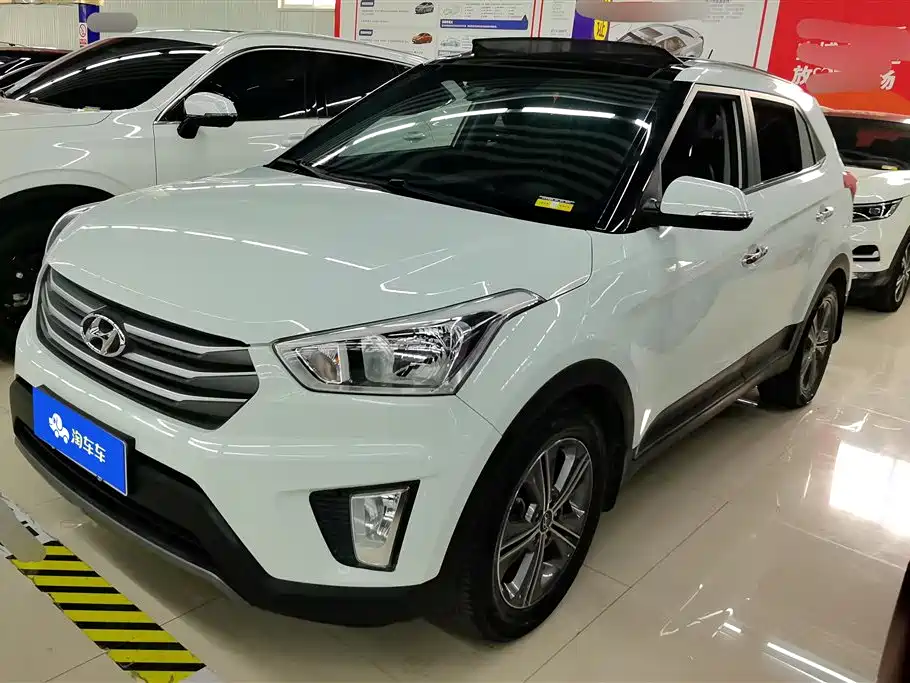 Hyundai ix25 2015 — фото 1