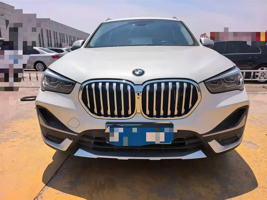 BMW X1 2022 — фото 10