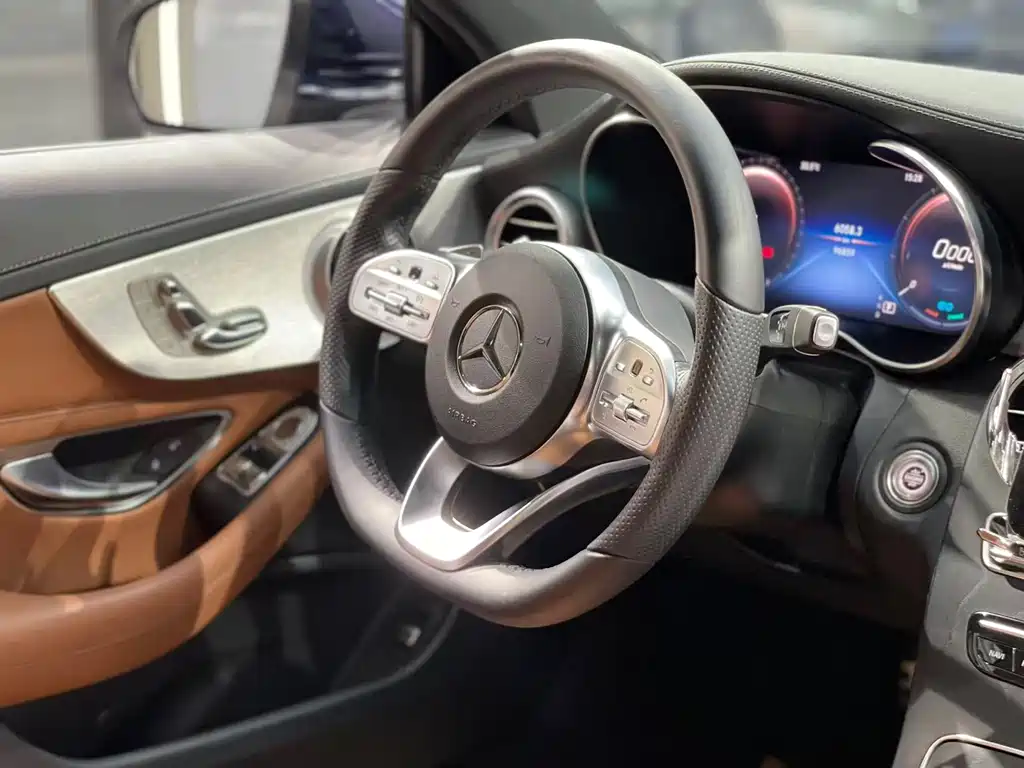 Mercedes-Benz C-Class 2019 — фото 14