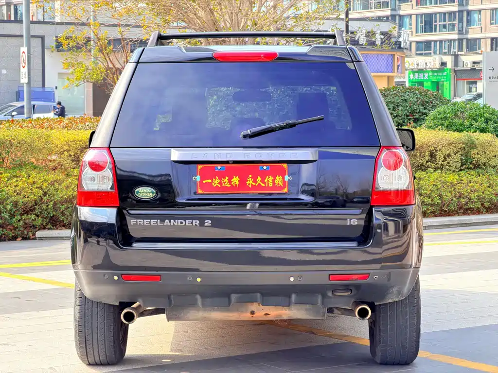 Land Rover Freelander 2 2010 — фото 17