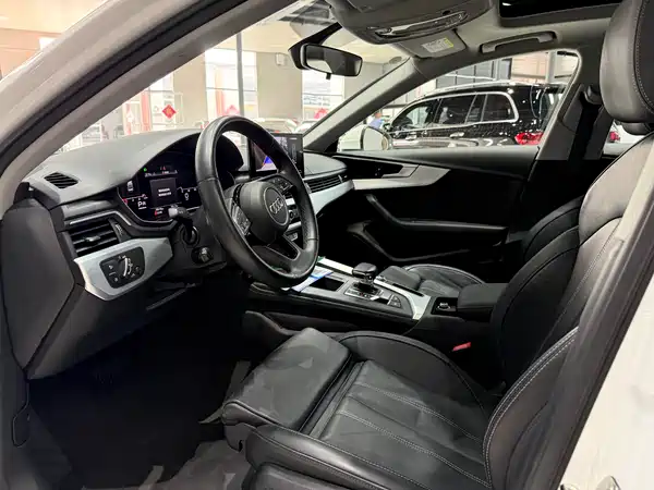 Audi A4L 2023