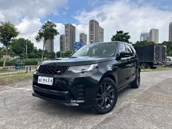 Land Rover Discovery 2021