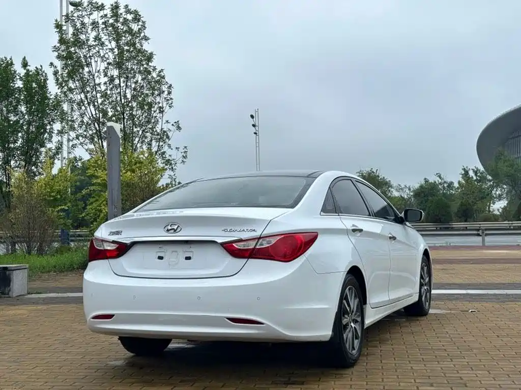 Hyundai Sonata 2013 — фото 4