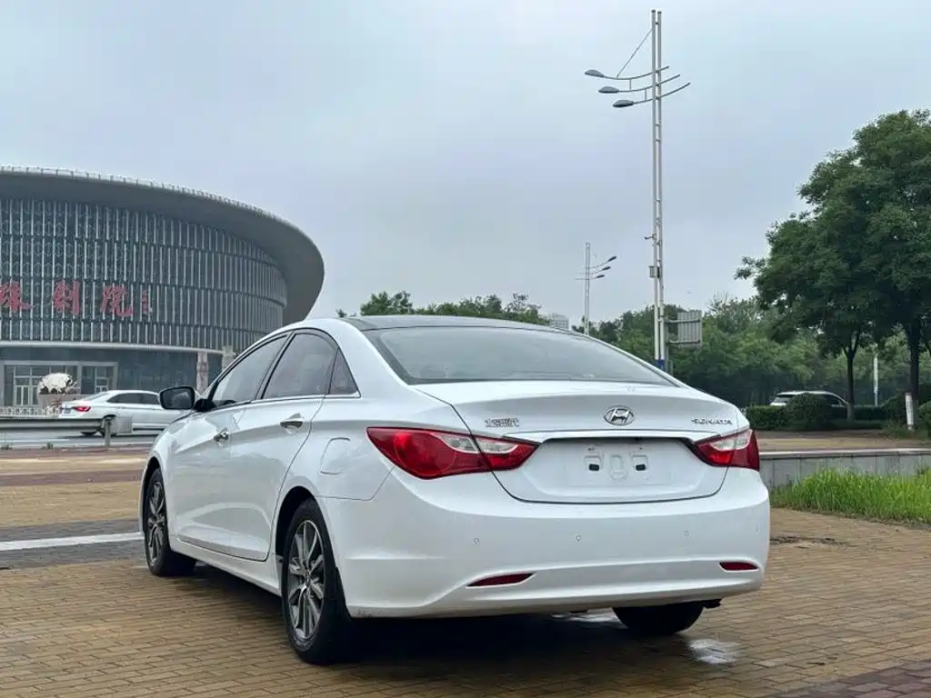Hyundai Sonata 2013 — фото 6