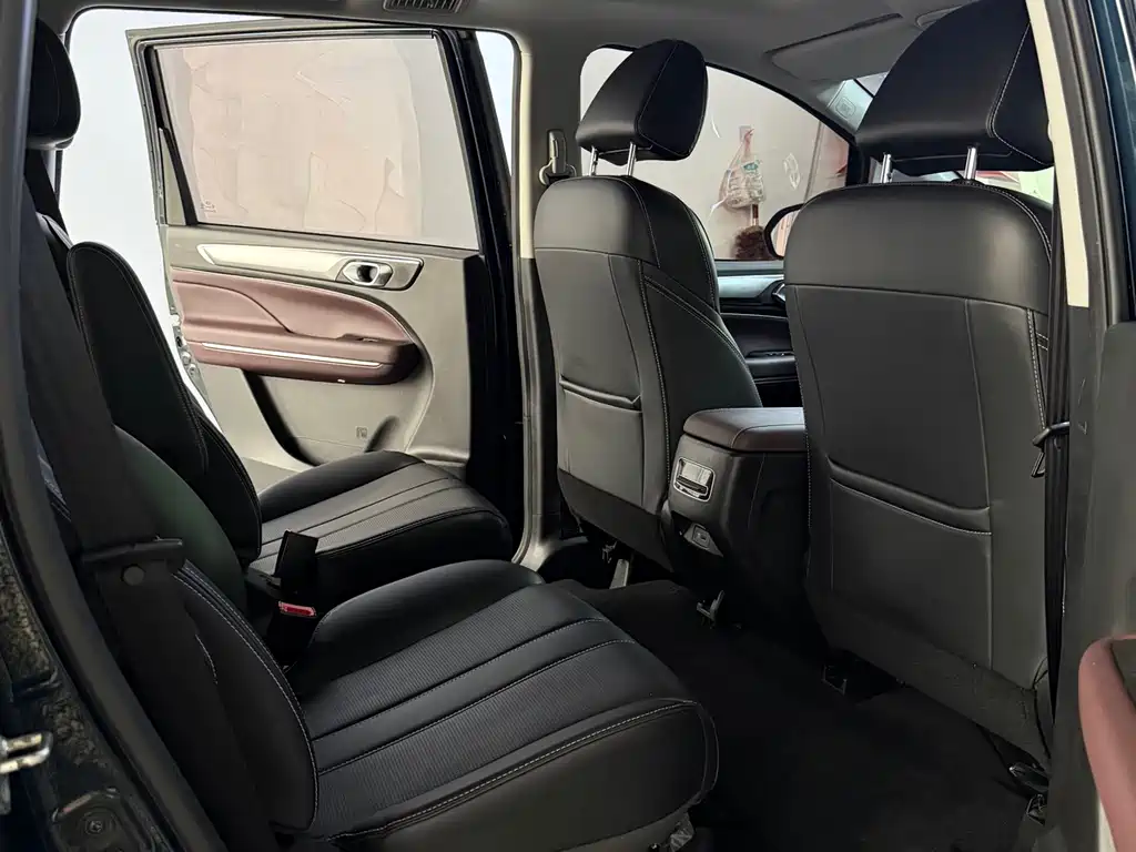 GAC Motor Trumpchi M6 2024 — фото 10