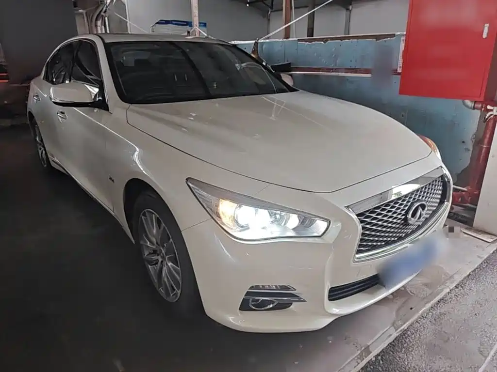 Infiniti Q50L 2016 — фото 4