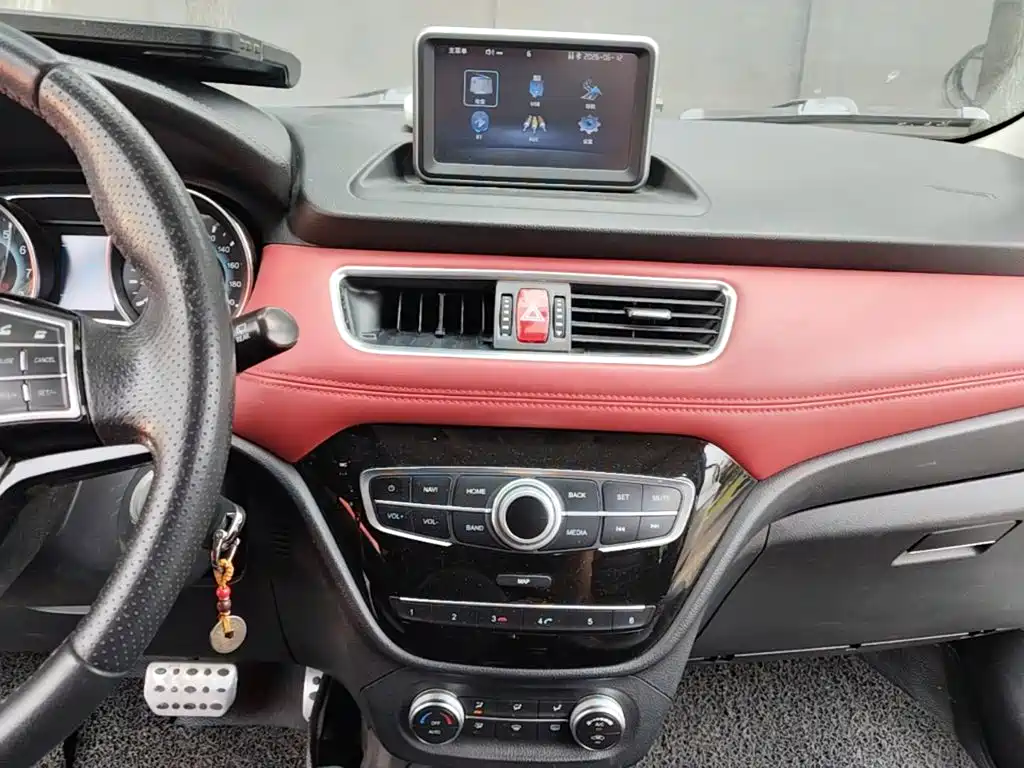 Haval H1 2015 — фото 13