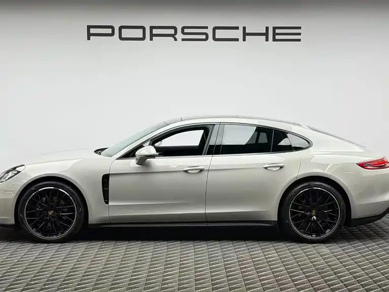 Porsche Panamera 2021 — фото 4