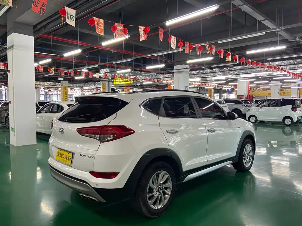 Hyundai Tucson 2017 — фото 7