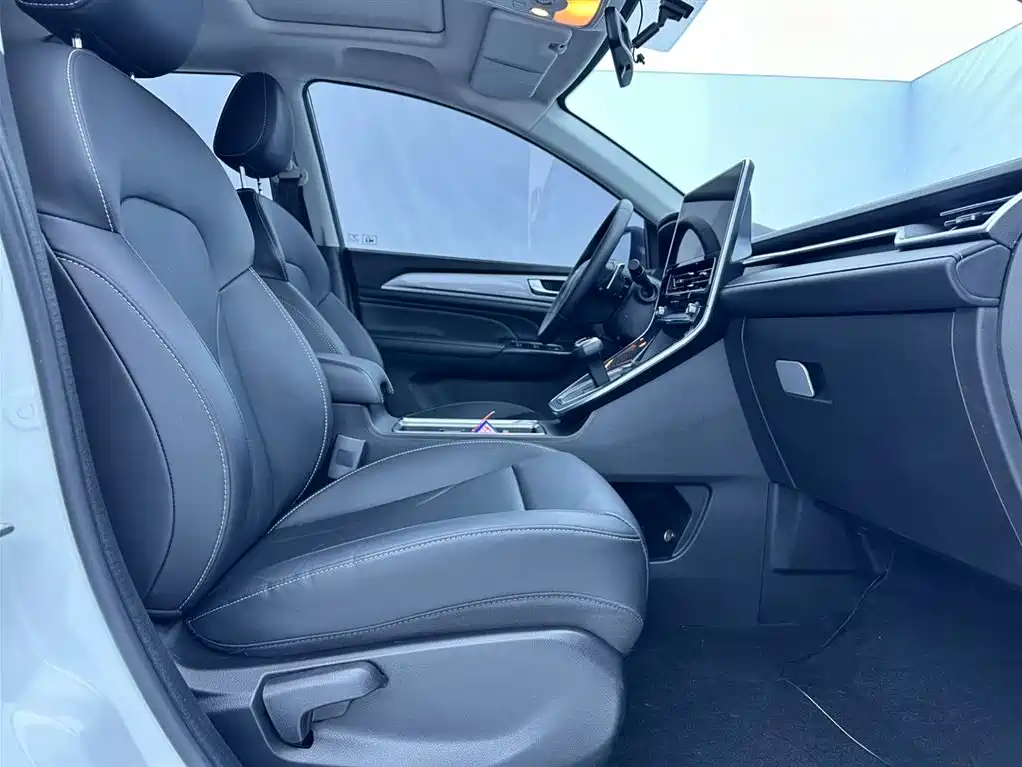 Haval M6 2022 — фото 12