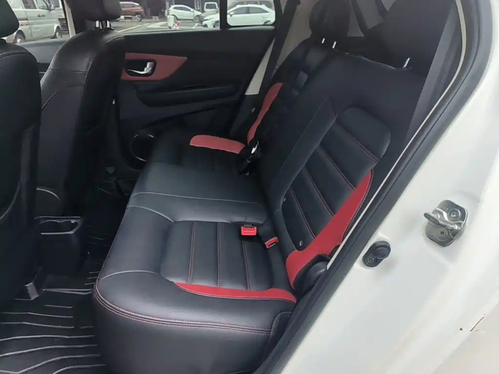 Haval H1 2015 — фото 17