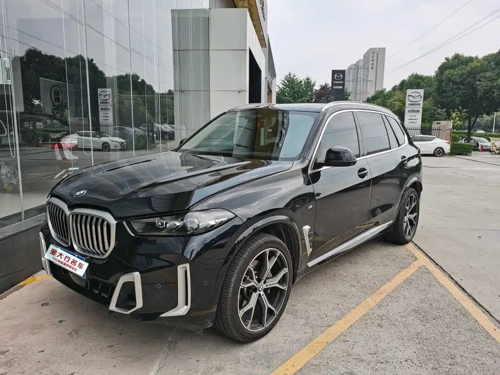 BMW X5 2024 — фото 1