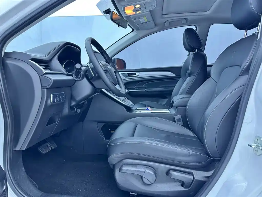 Haval M6 2022 — фото 10