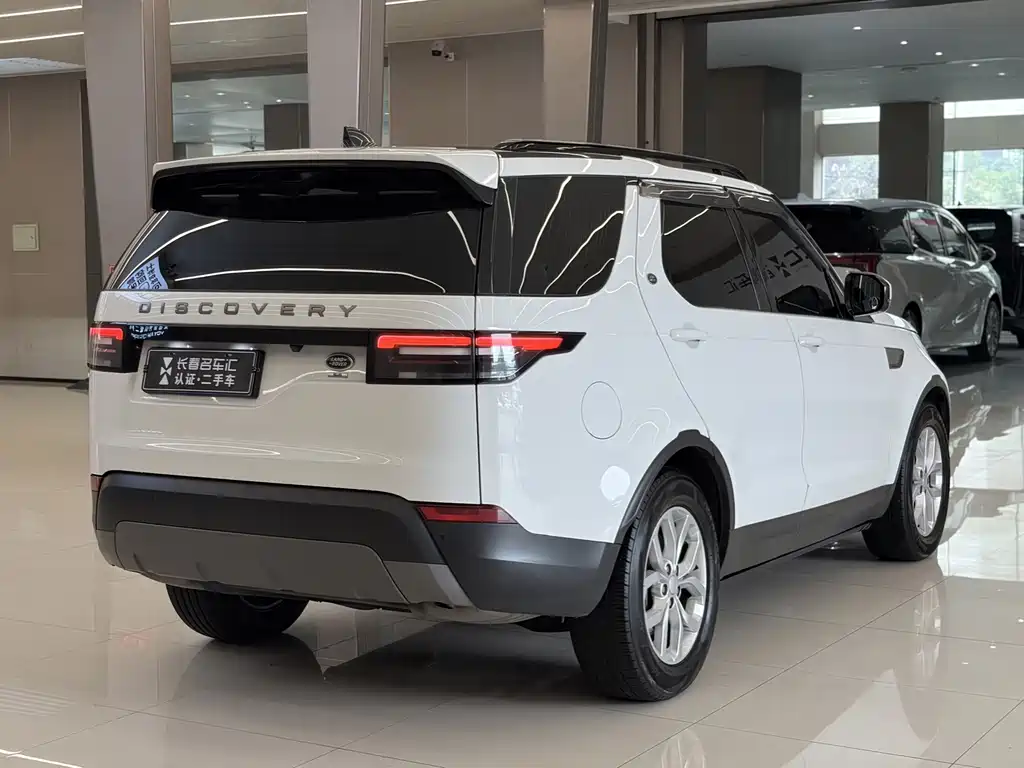Land Rover Discovery 2017 — фото 4