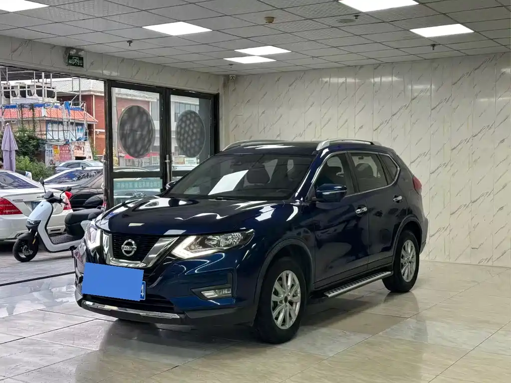 Nissan X-Trail 2021 — фото 1