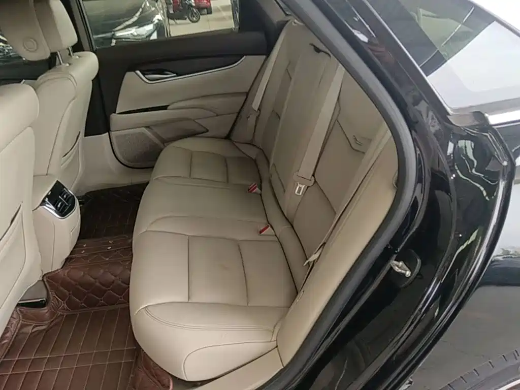 Cadillac XTS 2015 — фото 17